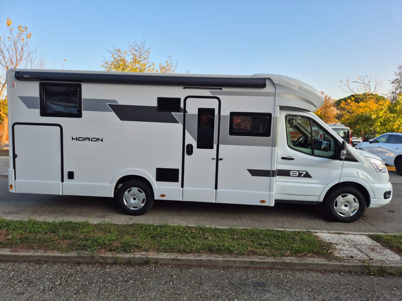 Horon 87 XT CI semintegrale in pronta consegna concessionario Faenza 